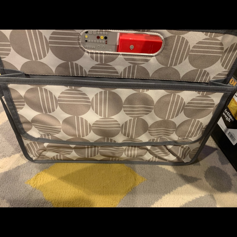 Thirtyone deluxe double duty caddy